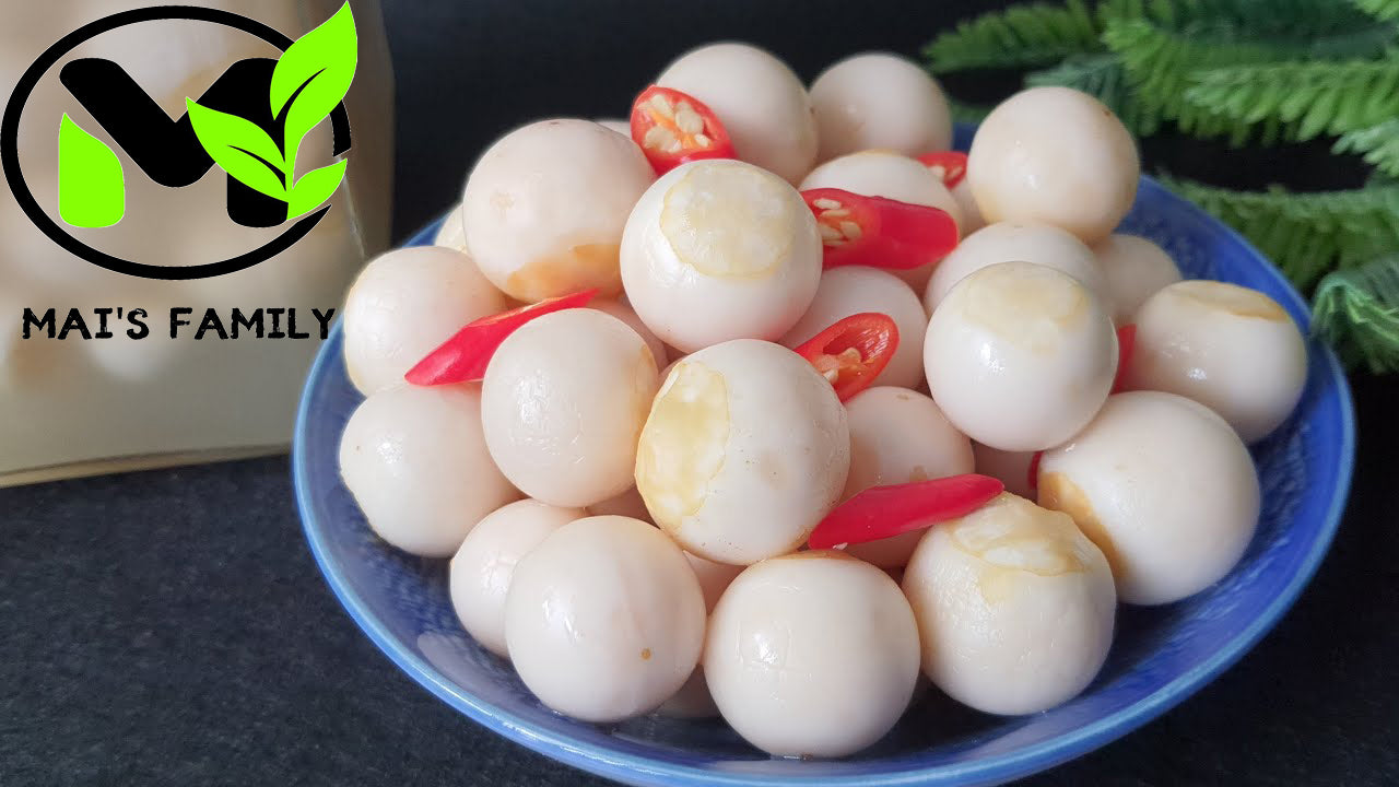 20+ White Round African Eggplant Seeds (Ca Phao Trang) - Solanum Melongena - View #2